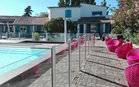 Ξενοδοχείο L'auberge Camarguaise 3*