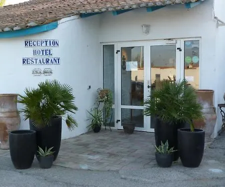 L'auberge Camarguaise Ξενοδοχείο Σαιντ-Μαρί-ντε-λα-Μερ
