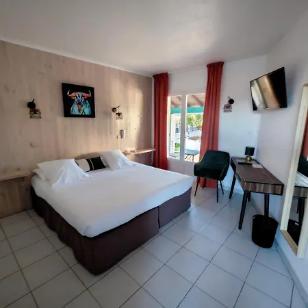 L'auberge Camarguaise 3* Σαιντ-Μαρί-ντε-λα-Μερ