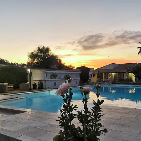L'auberge Camarguaise Saintes-Maries-de-La-Mer